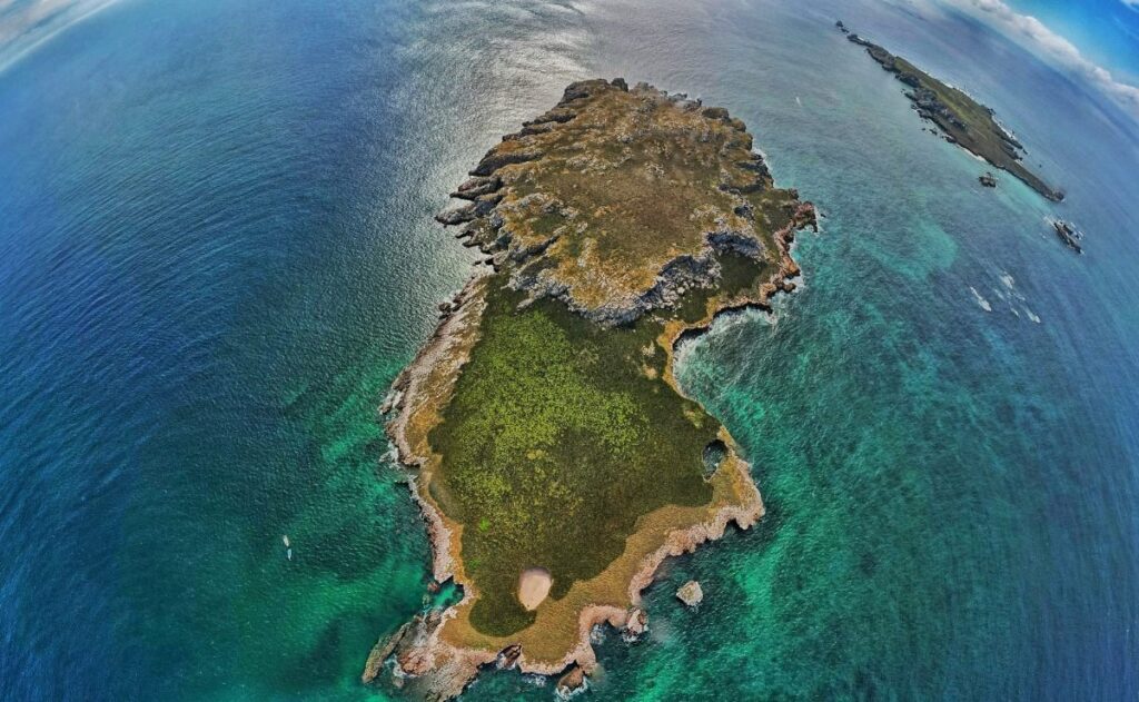 Imagem panorâmica da praia escondida México