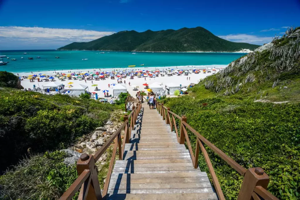 Pacote de viagem de ônibus Arraial do Cabo