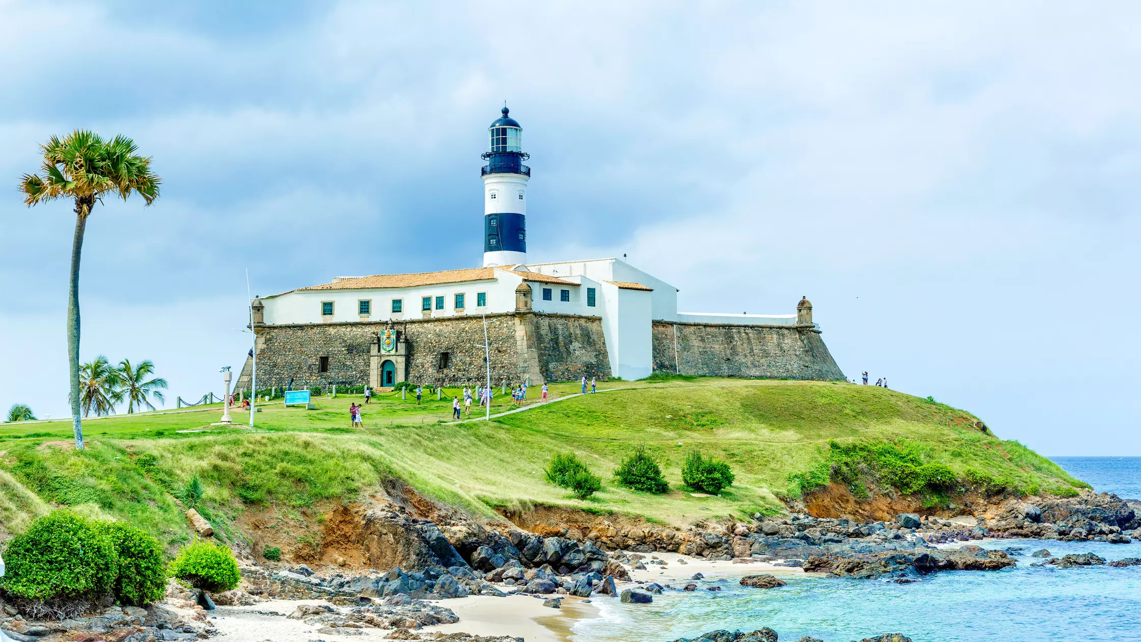 A Praia do Farol da Barra é uma das melhores praias de Salvador, sem dúvidas