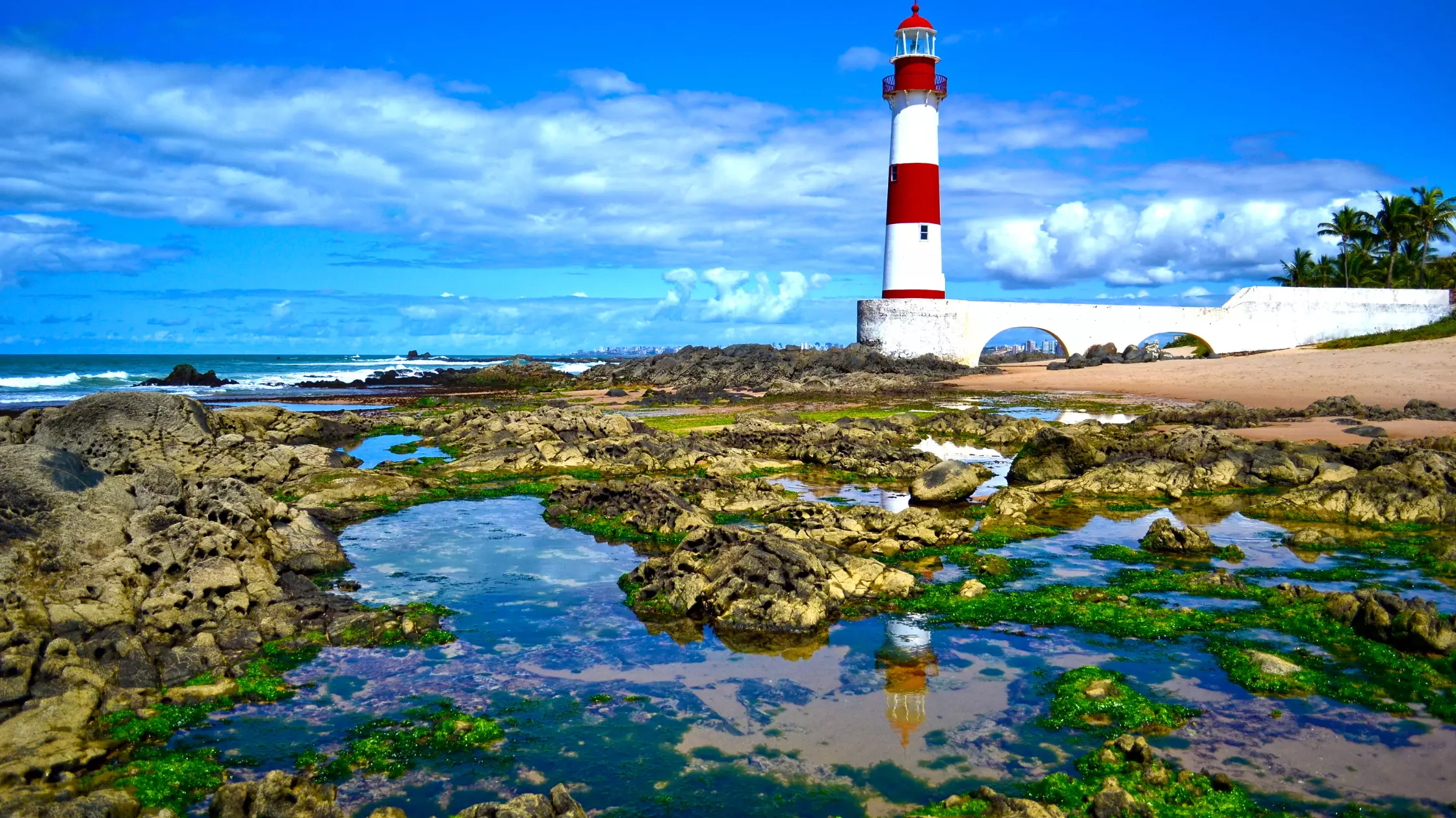 A Praia de Itapuã também está entre as melhores praias de Salvador